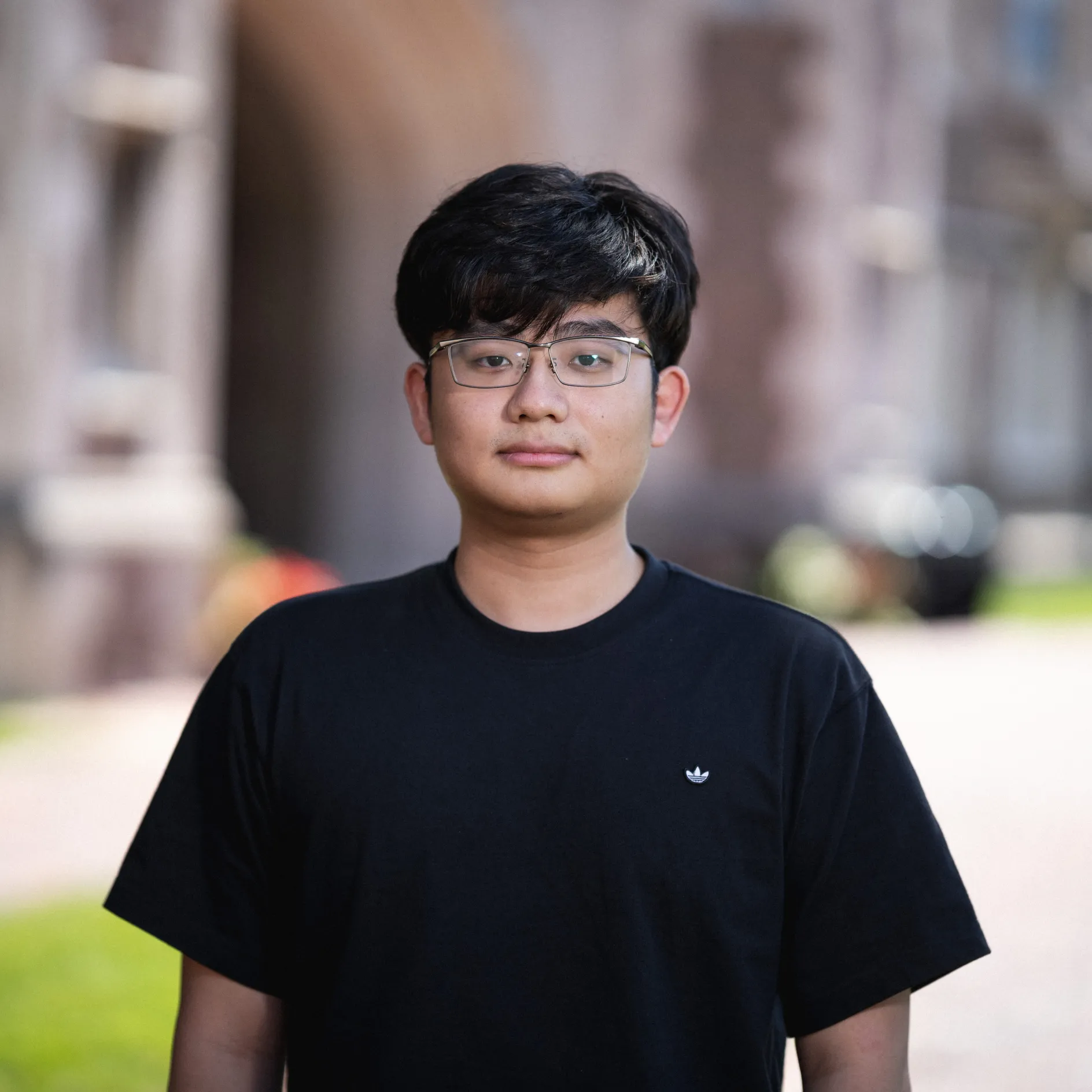 Zhenyi Zhang