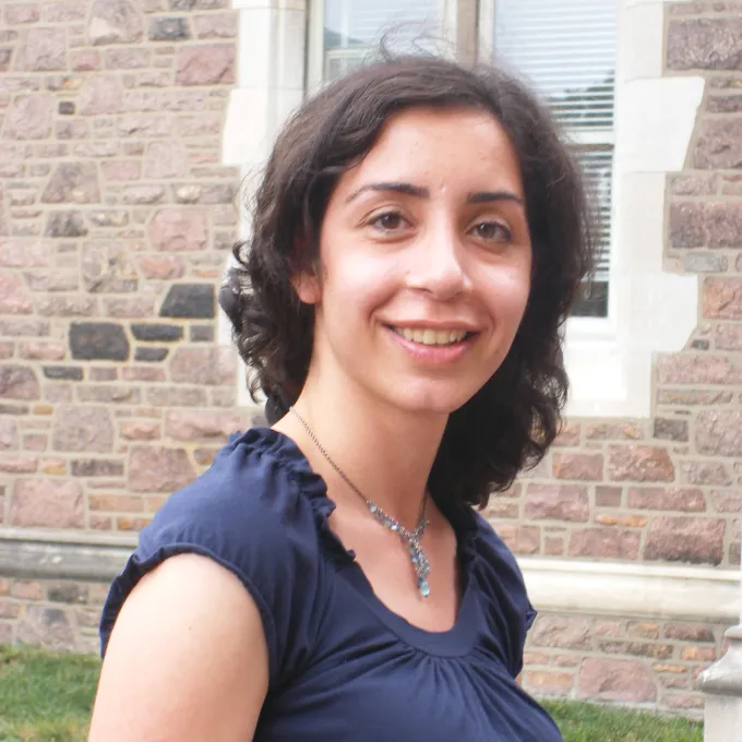 ​Roya Beheshti Zavereh